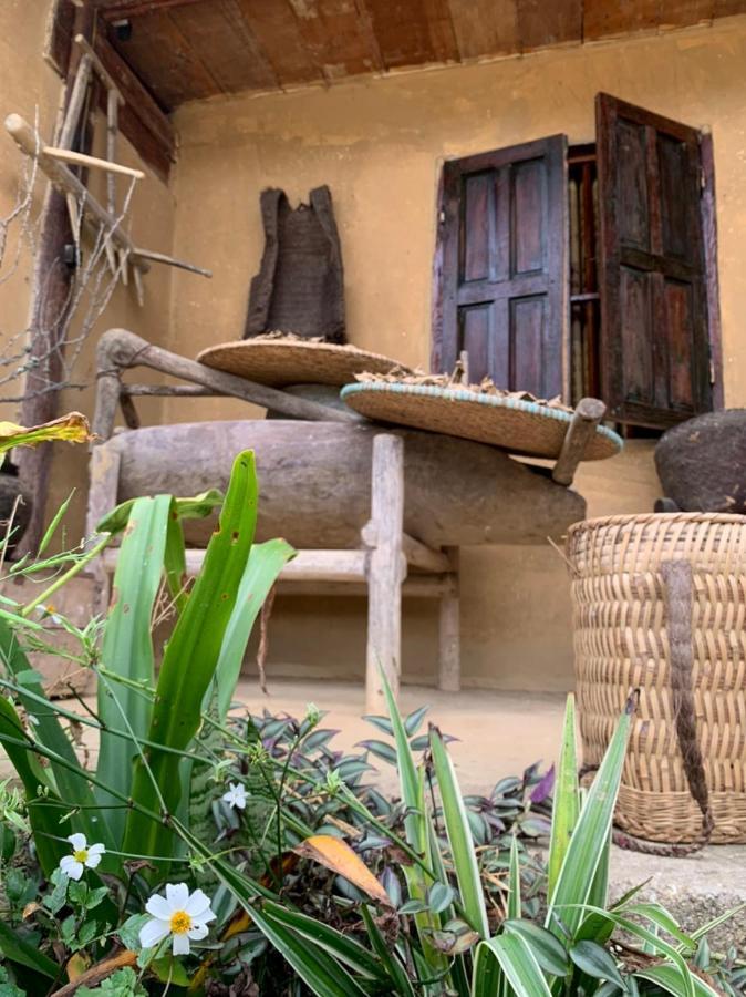 Dong Van Hmong Homestay Eksteriør billede